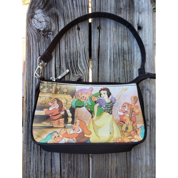 Disney Handbags - Snow White Disney Purse